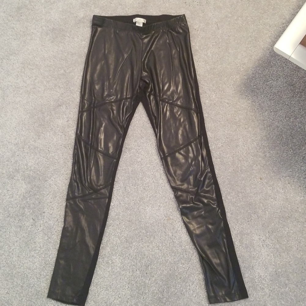 Size small leggings